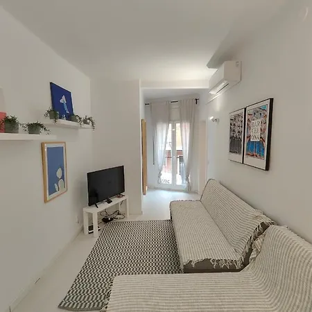 Family Close To Parc Güell * Barcelona