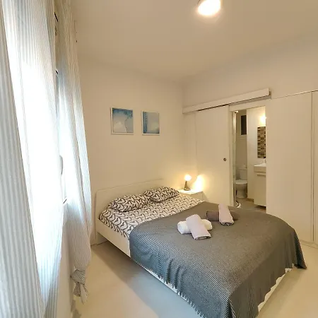 Apartment Family Close To Parc Gueell